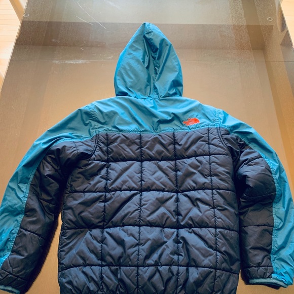 Boys The North Face Jacket- Size Large (14/16) - Picture 2 of 8